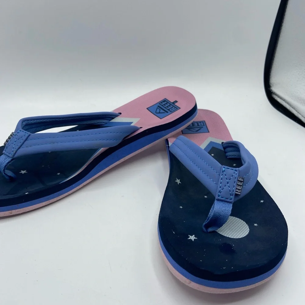 Reef Blue and Pink Flip Flops girls size 6
